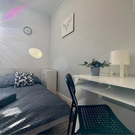 August Room غدانسك المظهر الخارجي الصورة