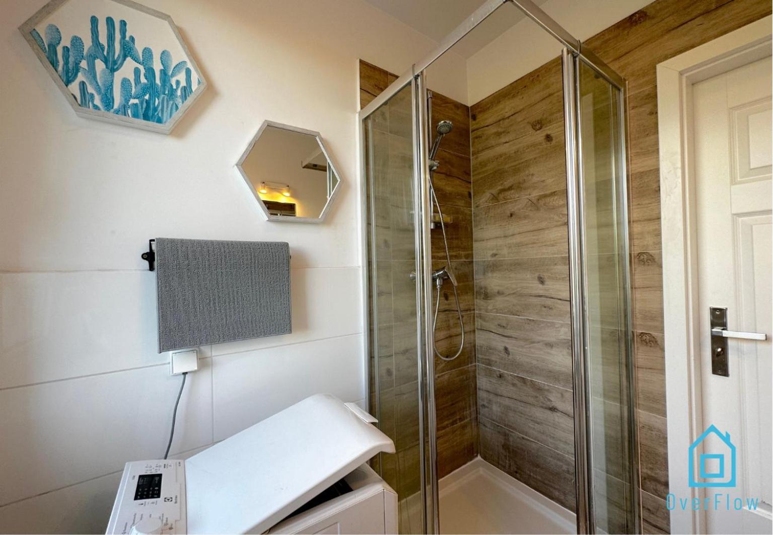 August Room غدانسك المظهر الخارجي الصورة